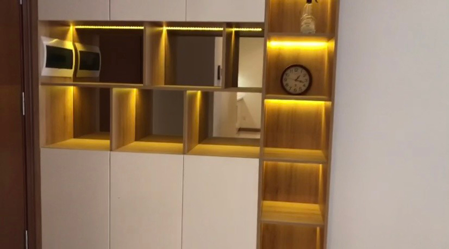 Căn hộ Vinhomes Central Park, Quận Bình Thạnh Căn hộ Vinhomes Central Park tầng 20 thiết kế hiện đại, cửa hướng Tây Nam.