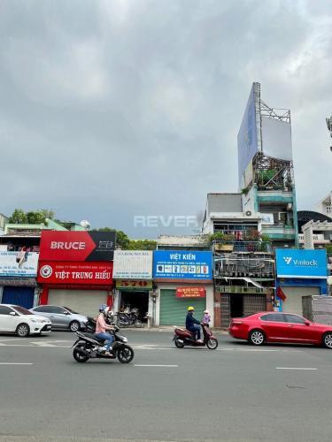 Nhà phố Quận Tân Bình Nhà kết cấu 1 trệt 1 gác lửng, sát cạnh trung tâm triển lãm Hoàng Văn Thụ.