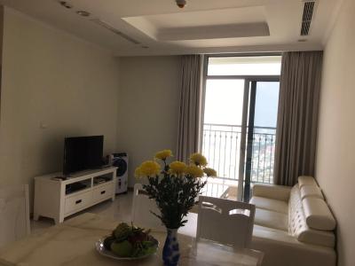 phòng khách căn hộ Vinhomes Central Park Căn hộ Vinhomes Central Park hướng Đông, view thành phố sầm uất.