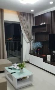 phòng khách căn hộ The Sun Avenue Căn hộ view thành phố - The Sun Avenue nội thất cơ bản.