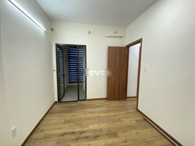 Căn hộ Flora Novia, Quận Thủ Đức Căn hộ Flora Novia tầng 8 view hồ bơi thoáng mát, nội thất cơ bản.