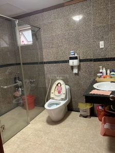 Căn hộ Hoàng Anh Gold House, Huyện Nhà Bè Căn hộ Hoàng Anh Gold House tầng 19, bàn giao đầy đủ nội thất.