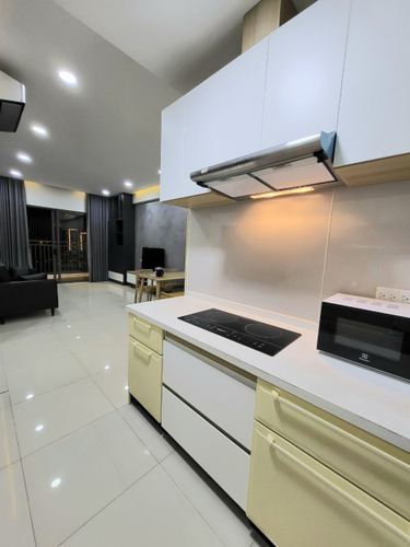 Căn hộ The Sun Avenue, Quận 2 Căn hộ The Sun Avenue tầng 17 diện tích 96m2, đầy đủ nội thất.