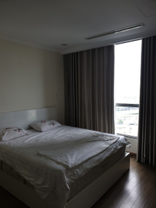 Căn hộ Vinhomes Central Park, Quận Bình Thạnh Căn hộ cao cấp Vinhomes Central Park thiết kế 3 phòng ngủ, đầy đủ nội thất.