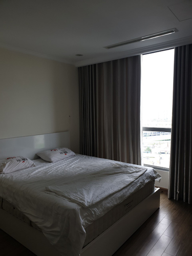 Căn hộ Vinhomes Central Park, Quận Bình Thạnh Căn hộ cao cấp Vinhomes Central Park thiết kế 3 phòng ngủ, đầy đủ nội thất.