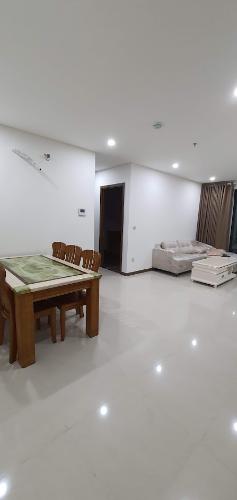 Căn hộ Hado Centrosa Garden , Quận 10 Căn hộ HaDo Centrosa Garden tầng 19, diện tích 101m2 đầy đủ nội thất.