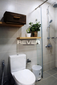 Căn hộ The Gold View, Quận 4 Căn hộ The Gold View tầng 16 cửa hướng Đông Nam, đầy đủ nội thất.