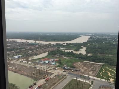 View Vinhomes Grand Park Quận 9 Căn hộ tầng cao Vinhomes Grand Park, bàn giao kèm nội thất cơ bản.