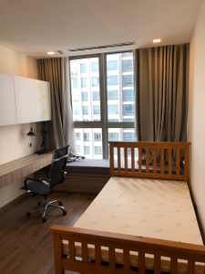 Căn hộ Vinhomes Central Park, Quận Bình Thạnh Căn hộ Vinhomes Central Park tầng 31 diện tích 116m2, đầy đủ nội thất.