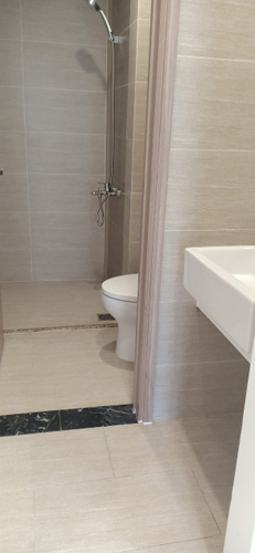  Căn hộ Vinhomes Grand Park tầng 7 nội thất cơ bản, view thành phố