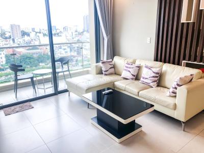 Phòng khách The Gold View, Quận 4 Căn hộ The Gold View hướng Tây Bắc, view thành phố sầm uất.