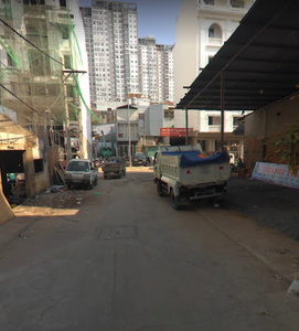 Đường trước nhà phố Quận 10 Nhà phố hẻm rộng 8m đường Lý Thường Kiệt, hẻm đối diện nhà thi đấu Phú Thọ.