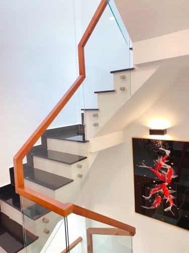 Không gian nhà phố Quận 7 Nhà hẻm xe tải đường Lâm Văn Bền, nội thất đầy đủ nhà mới xây.