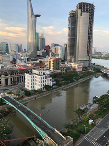 View căn hộ Saigon Royal Quận 4 Căn hộ Saigon Royal tầng 19 cửa hướng Đông Nam, view đón gió mát.