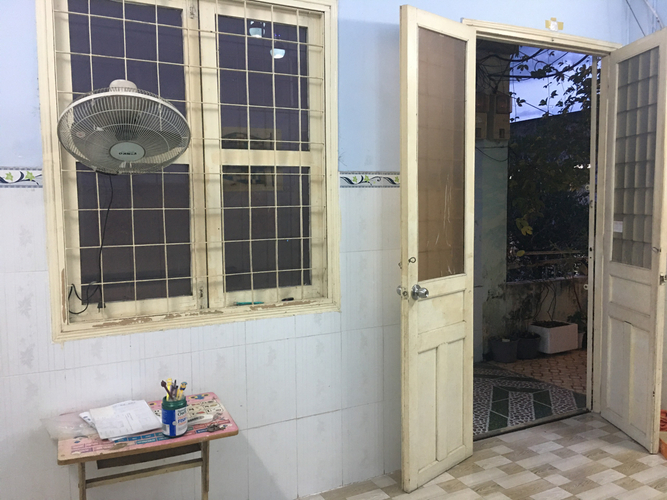 Căn hộ 312 Lạc Long Quân, Quận 11 Căn hộ Chung cư Lạc Long Quận tầng 3 cửa hướng Đông Nam, không nội thất.