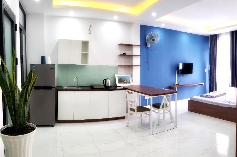 Phòng bếp nhà phố Bình Thạnh Bán nhà mặt tiền quận Bình Thạnh, đầy đủ nội thất, thiết kế hiện đại.