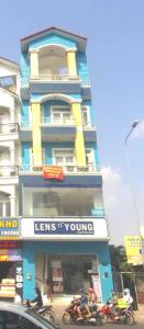 mặt tiền Nhà phố hướng Đông Nam mặt tiền, diện tích sử dụng 432m2.