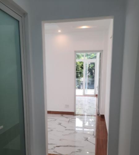 Bên trong nhà phố Thanh Loan, Quận 8 Nhà phố nằm ngay mặt tiền đường, thiết kế đẹp