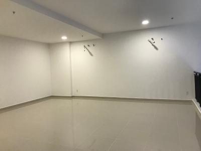 Tầng lửng căn Shophouse View Apartment, Quận 9 Shophouse 9 View Apartment cửa hướng Đông Nam, nội thất cơ bản.