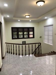 Biệt thự sân vườn phường An Phú, quận 2 Biệt thự sân vườn P. An Phú quận 2, diện tích 12m x 22m, đầy đủ nội thất