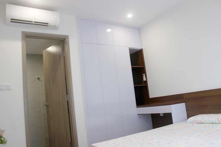 Căn hộ Vinhomes Grand Park, Quận 9 Căn hộ Vinhomes Grand Park tầng 22 thiết kế 3 phòng ngủ, đầy đủ nội thất.