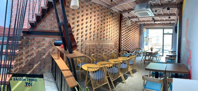 Nhà phố Quận 12 Nhà phố cửa hướng Đông Nam, diện tích 52.4m2 đầy đủ nội thất.