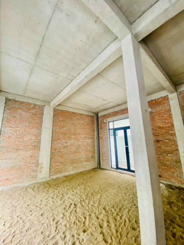 Shophosue Vinhomes Grand Park, Quận 9 Shophouse The Manhattan- Vinhomes Grand Park, bàn giao thô không nội thất.