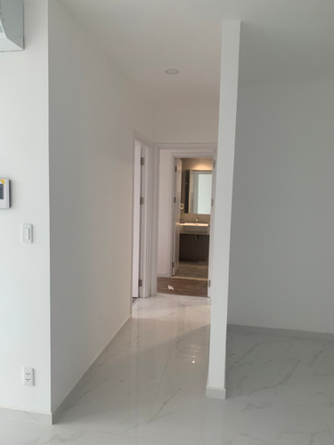 Căn hộ D'Lusso, Quận 2 Căn hộ D'Lusso tầng 3 tiện di chuyển, bàn giao nội thất cơ bản.