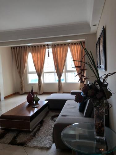 Phòng khách The Manor Quận Bình Thạnh Căn hộ The Manor tầng cao, đầy đủ nội thất