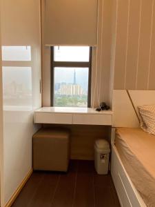 phòng ngủ căn hộ  2+1phòng ngủ the sun avenue Căn hộ tầng trung The Sun Avenue với đầy đủ nội thất.