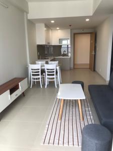 Không gian căn hộ Carillon 7, Tân Phú Căn hộ cao cấp Carillon 7 ban công rộng rãi đón gió thoáng mát.