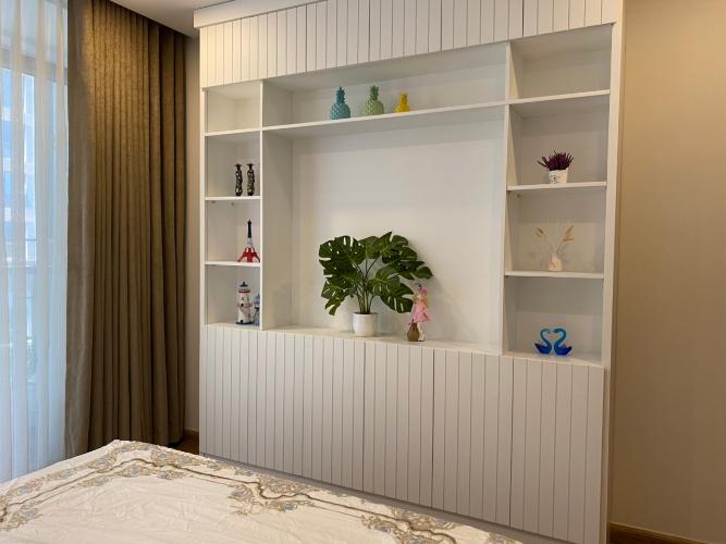 Căn hộ Vinhomes Central Park, Quận Bình Thạnh Căn hộ Vinhomes Central Park cửa hướng Nam, view nội khu yên tĩnh.