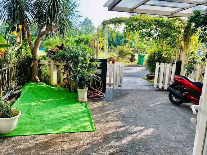 Đường trước nhà phố Quận 9 Nhà phố khu Melosa Garden Khang Điền diện tích 76.2m2 vuông đẹp.