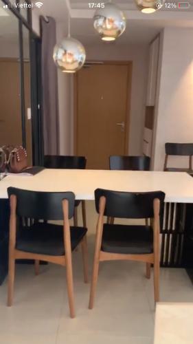 Căn hộ Masteri Thảo Điền, Quận 2 Căn hộ Masteri Thảo Điền tầng 39 đầy đủ nội thất hiện đại.