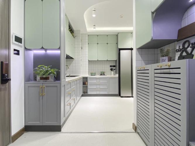 Bếp Saigon South Residence  Căn hộ Saigon South Residence nội thất đầy đủ, hướng Bắc.