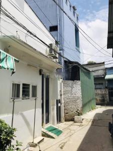 Nhà phố hẻm rộng 4m, nhà hướng Bắc kết cấu 1 trệt 1 lửng.