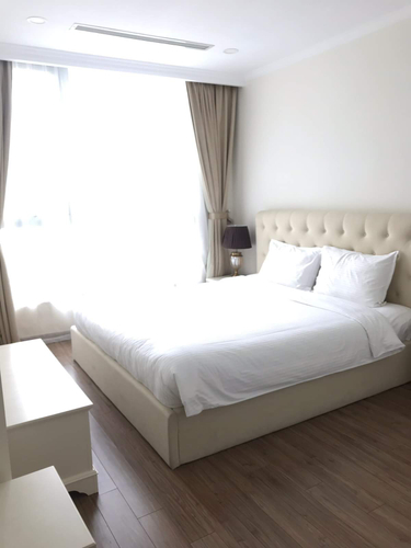 Căn hộ Vinhomes Central Park, Quận Bình Thạnh Căn hộ tầng 7 Vinhomes Central Park cửa hướng Tây Nam, tiện ích đầy đủ.