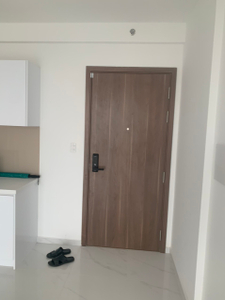 Căn hộ D'Lusso, Quận 2 Căn hộ D'Lusso tầng 3 tiện di chuyển, bàn giao nội thất cơ bản.