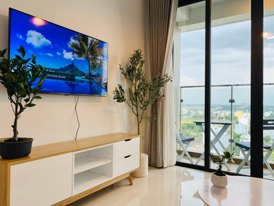 Căn hộ One Verandah, Quận 2 Căn hộ One Verandah tầng trung view sông thoáng mát, đầy đủ nội thất.