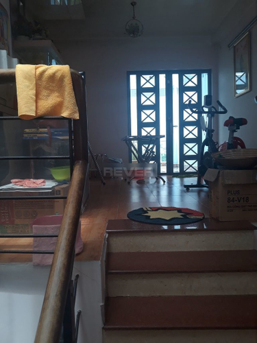 Nhà phố Quận 10 Nhà phố thiết kế 1 trệt, 4 lầu và sân thượng, bàn giao nội thất cơ bản.