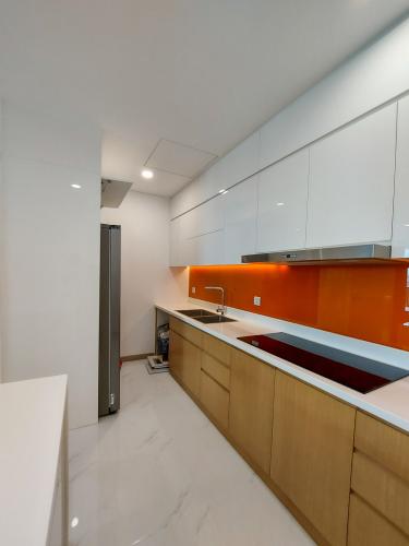 Phòng bếp Sunwah Pearl, Bình Thạnh Căn hộ Sunwah Pearl tầng 8 diện tích 97m2, bàn giao đầy đủ nội thất.