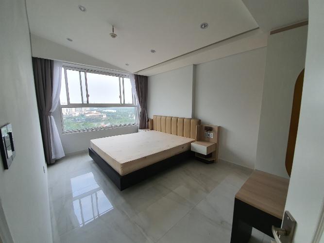 Phòng ngủ Sunrise Riverside Căn hộ Sunrise Riverside ban công đón sáng, view thành phố.