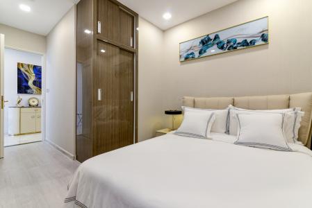 Phòng ngủ căn hộ Vinhomes Golden River Cho thuê officetel Vinhomes Golden River 2PN, diện tích 68m2, đầy đủ nội thất, view sông Sài Gòn