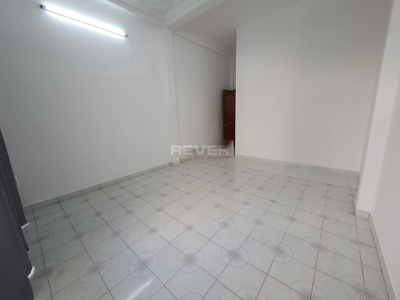 Nhà phố Quận Tân Bình Nhà phố thiết kế 1 trệt, 2 lầu và sân thượng, có sổ hồng riêng.