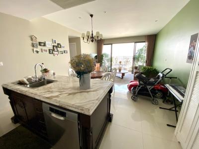 phòng bếp căn hộ riviera point Căn hộ Riviera Point đón view sông, tầng trung thoáng mát.