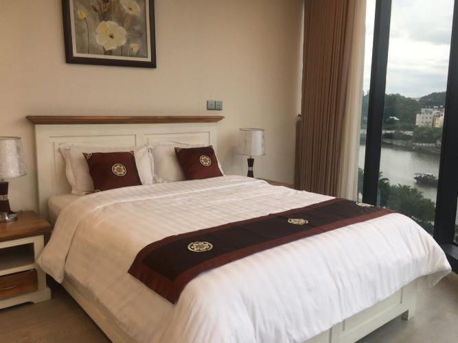Phòng ngủ Vinhomes Golden River, Quận 1 Căn hộ Vinhomes Golden River view sông và thành phố thơ mộng.