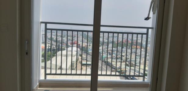 View căn hộ Moonlight Boulevard, Bình Tân Căn hộ tầng 6 Moonlight Boulevard, view hướng Nam thoáng mát.