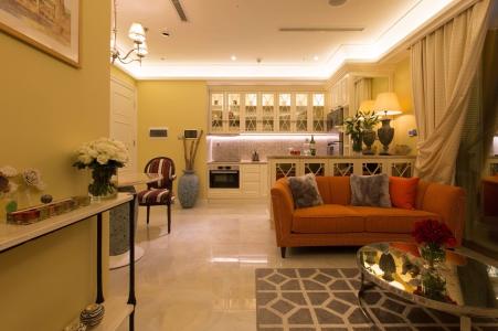 Bán căn hộ Vinhomes Golden River tầng thấp view đẹp, 2 phòng ngủ, diện tích 60m2 đầy đủ nội thất.