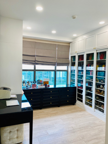 Căn hộ The Sun Avenue, Quận 2 Căn hộ The Sun Avenue có 3 phòng ngủ, đầy đủ nội thất.