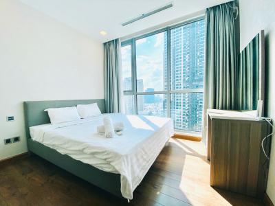 Phòng ngủ căn hộ VINHOMES CENTRAL PARK Căn hộ Vinhomes Central Park đầy đủ nội thất diện tích 80m².
